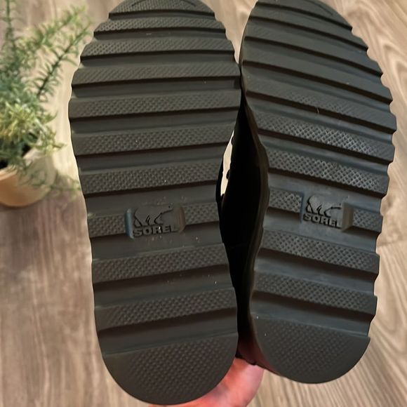 BRAND NEW BOYS SOREL BLACK LEATHER WATERPROOF MADSON HIKING BOOT SIZE 2 - Picture 7 of 8